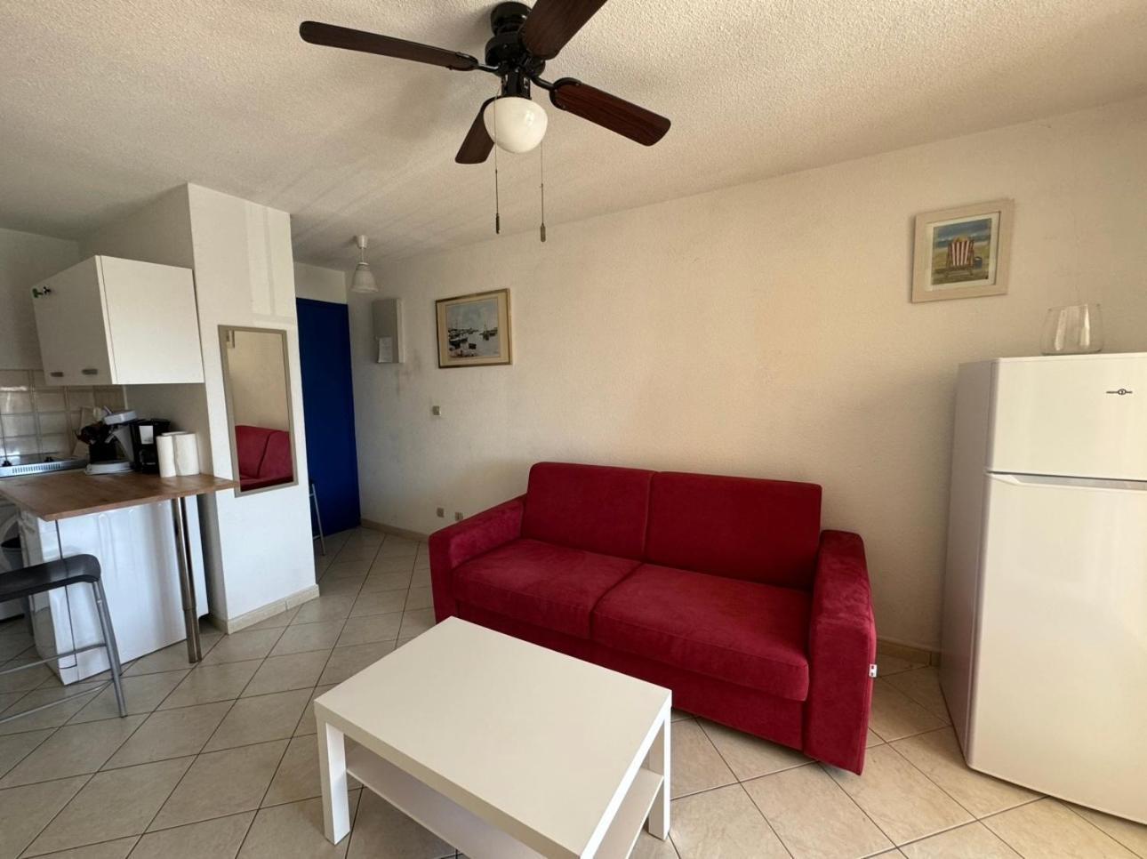 Charmant Appartement A Quelques Metres De La Plage La Londe-les-Maures Extérieur photo